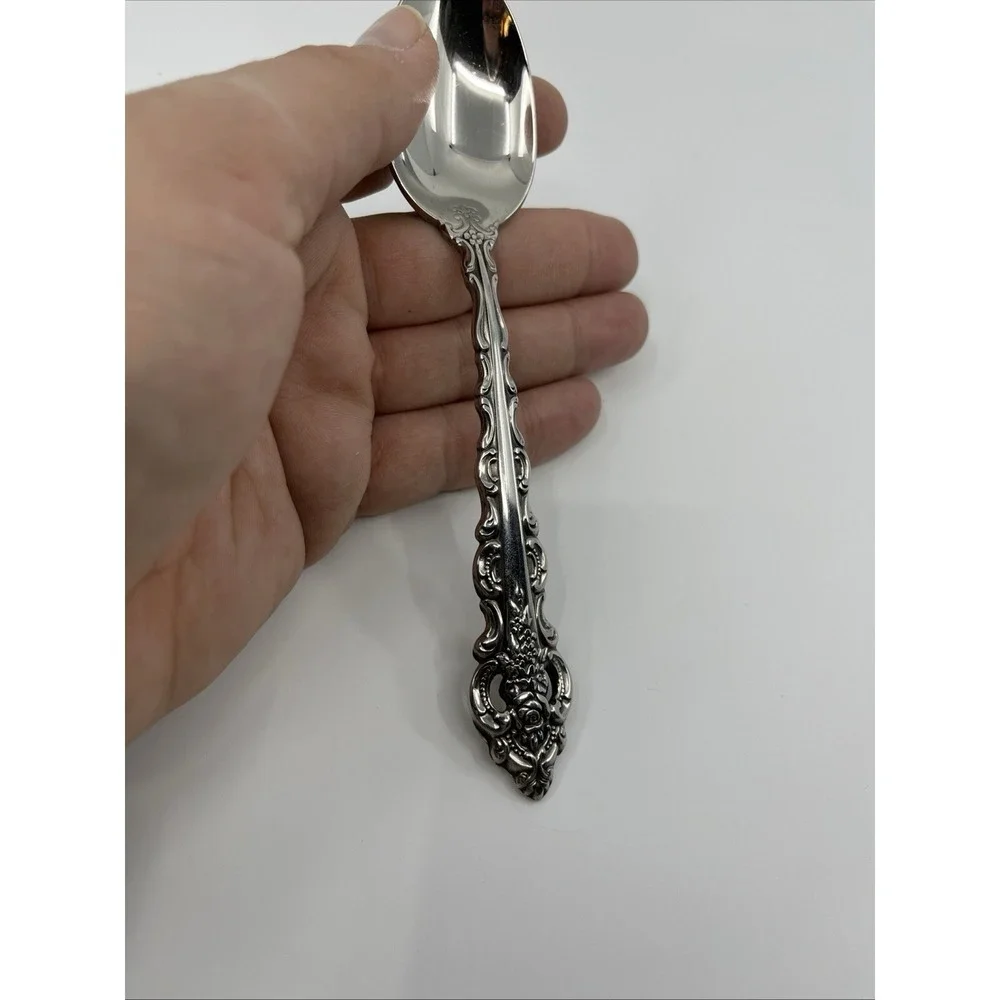 Oneida DA VINCI Stainless Heirloom Cube Marked Silverware Spoon 6.25